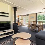 Сasa de vacaciones 4 Star Holiday Home In Nibe Nibe